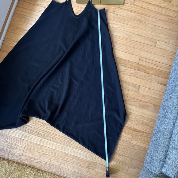 Silky black jumpsuit - Picture 10 of 10